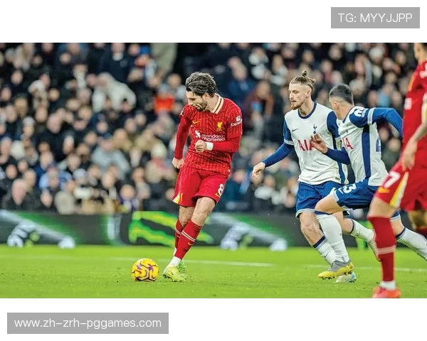 英超热刺队12号球衣球员与历史背号 英超热刺队12号球衣球员与历史背号